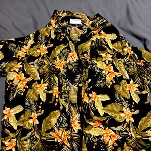 xl old navy floral button down shirt